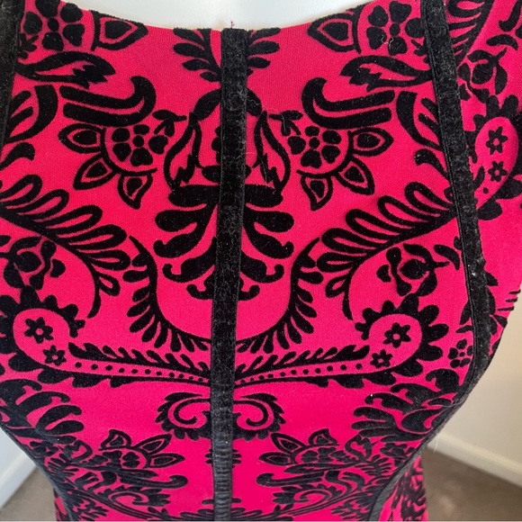 Red and black dressy dress - Picture 3 of 6